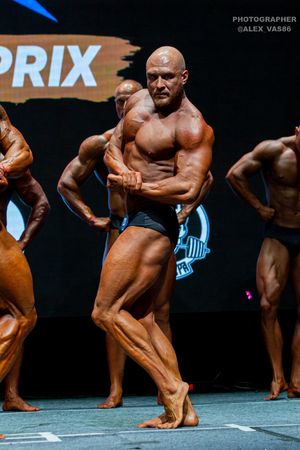 CLASSIC PHYSIQUE +178